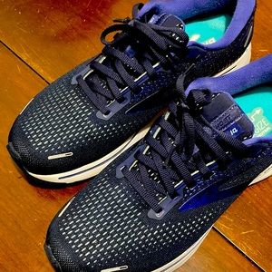Brooks ghost 14